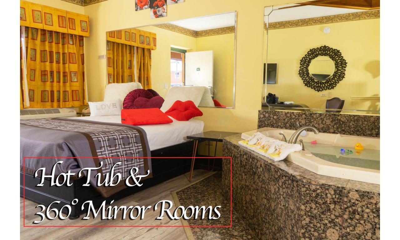 Luxe Romantic Suites Dolton Exterior foto
